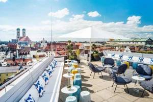 M'Uniqo Rooftop Bar