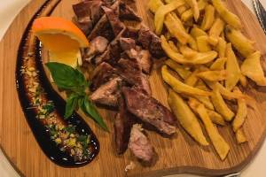 O Poeta Lounge & Food